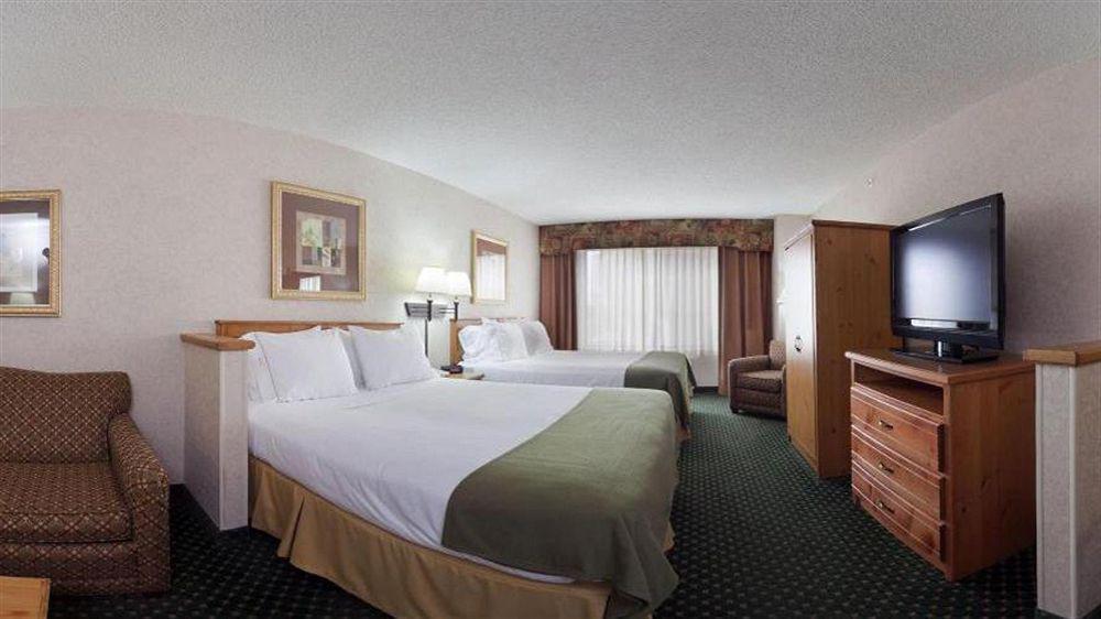 Holiday Inn Express Billings East By Ihg Exterior photo