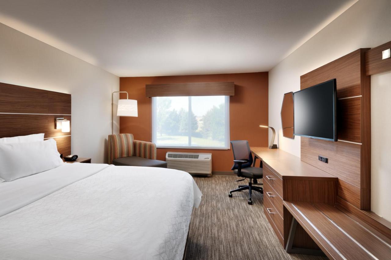 Holiday Inn Express Billings East By Ihg Exterior photo