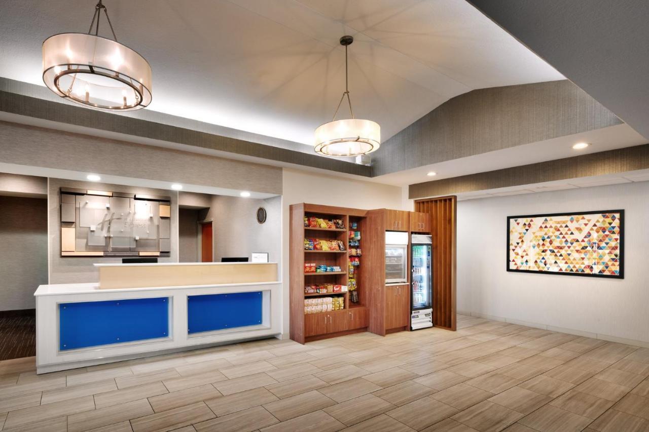 Holiday Inn Express Billings East By Ihg Exterior photo