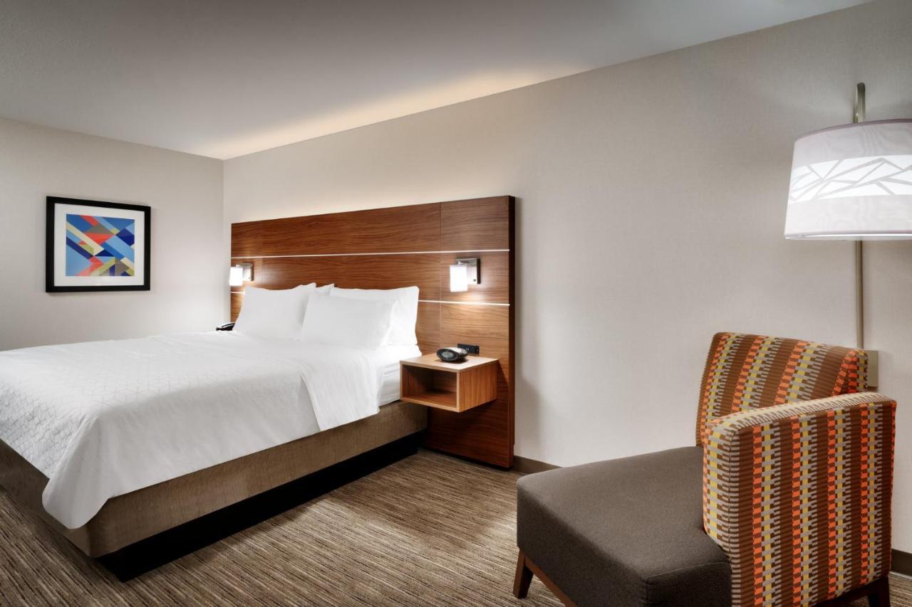 Holiday Inn Express Billings East By Ihg Exterior photo